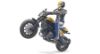 Image de Scrambler Ducati Full Throttle avec motocycliste